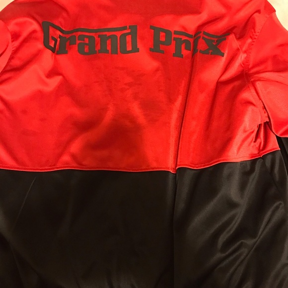 Used sport jacket/windbreaker - Picture 2 of 2